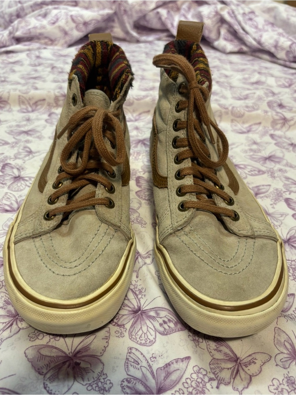 ✴️Vans High-Top Sneakers in Taupe and Brown